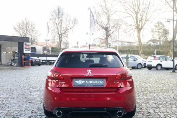 Peugeot 308 1.6 e-THP GTi 5