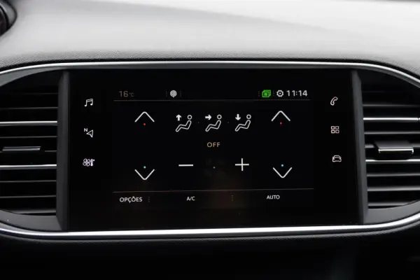 Peugeot 308 1.6 e-THP GTi 21
