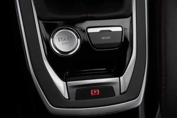 Peugeot 308 1.6 e-THP GTi 31