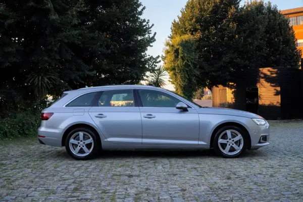 Audi A4 Avant 7