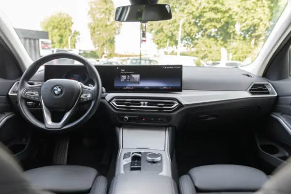 BMW 320 Touring Pack M Auto 14