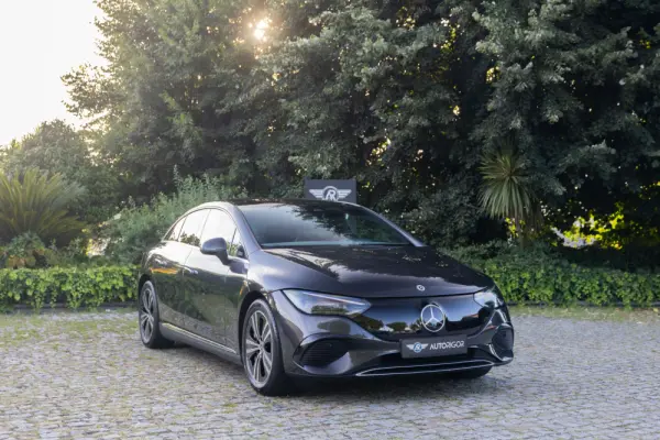 Mercedes-Benz EQE 300 Electric Art 7