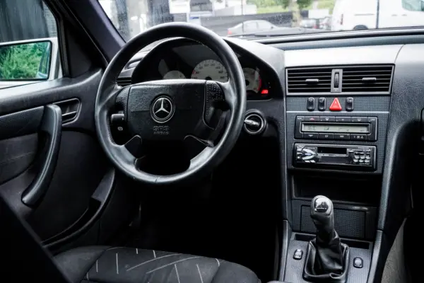 Mercedes-Benz C 220 CDI Sport 17