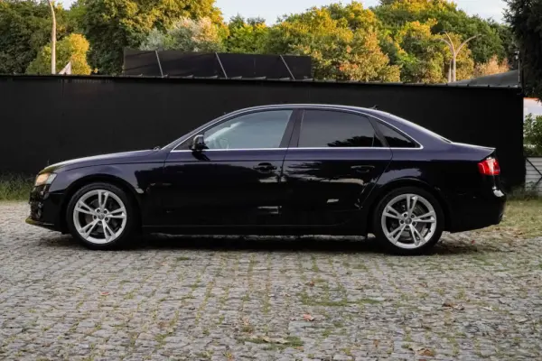 Audi A4 2.0 TDI 4