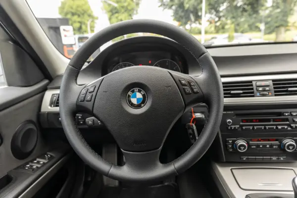 BMW 318 D Edition Sport 15