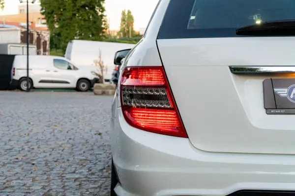 Mercedes-Benz C 250 CDi Avantgarde 13