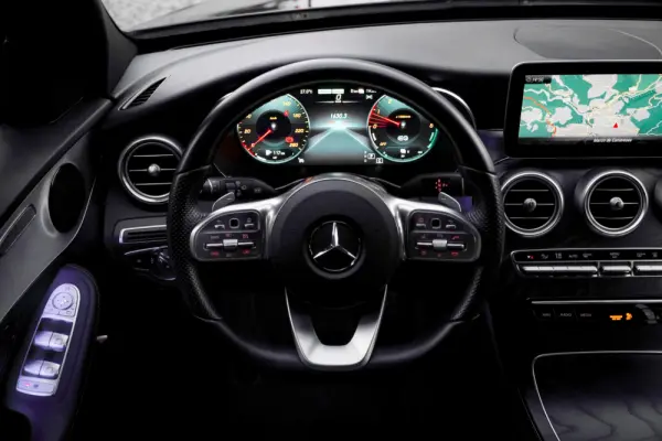 Mercedes-Benz C 300 Outro 17