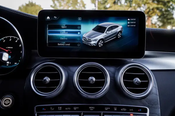 Mercedes-Benz GLC 300 de Coupe 4Matic 9G-TRONIC AMG Line 48