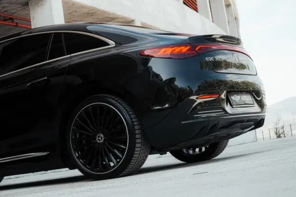 Mercedes-Benz EQE SUV 350+ AMG Line Premium 9