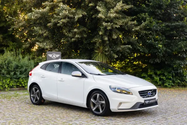 Volvo V40 1.6 D2 R-Design 7