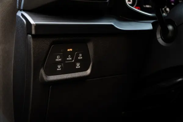 Cupra Formentor VZ 1.4 e-Hybrid DSG 44