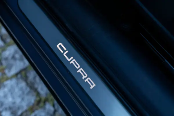 Cupra Formentor 1.4 e-Hybrid DSG VZ 12