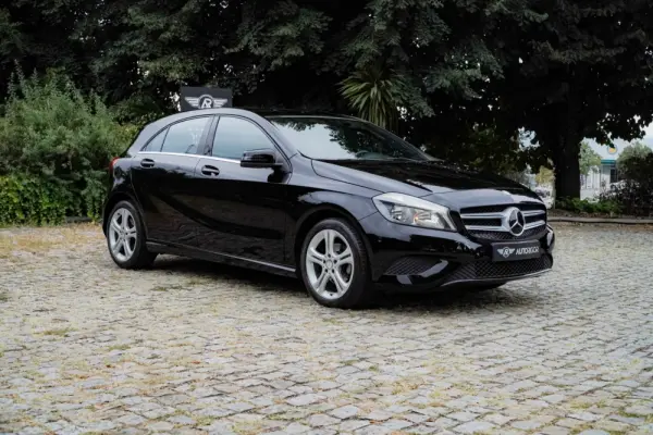 Mercedes-Benz A 160 d Urban 8