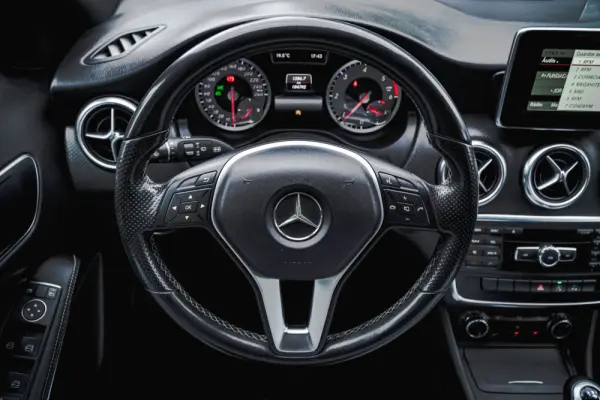 Mercedes-Benz A 160 d Urban 20