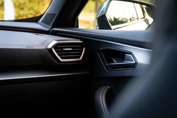 Cupra Formentor VZ 1.4 e-Hybrid DSG 15