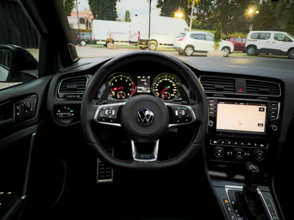 Volkswagen Golf 2.0 TSi GTi Performance 25