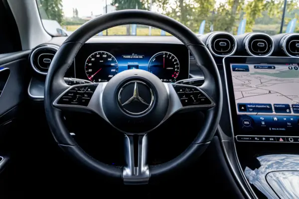 Mercedes-Benz GLC 300 e 4Matic 9G-TRONIC AMG Line Advanced 20