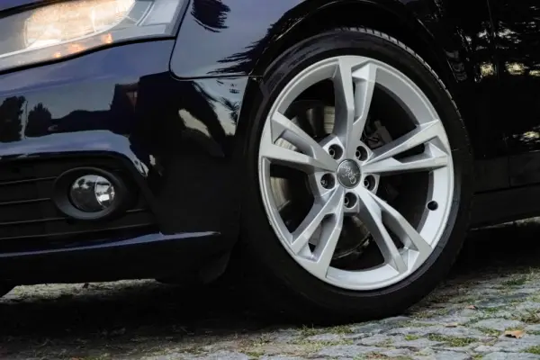 Audi A4 2.0 TDI 12