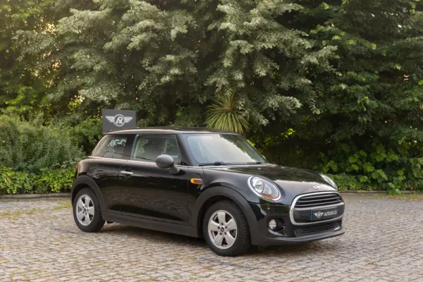 MINI 3 Portas One 7
