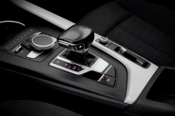 Audi A4 Avant 16