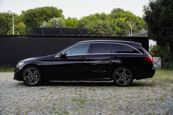 Mercedes-Benz C 300 Outro 4