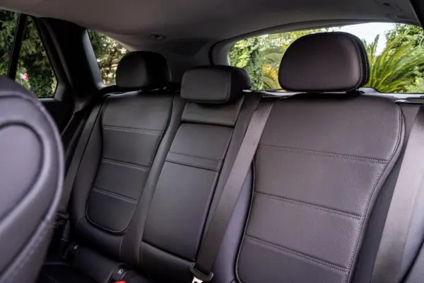 Mercedes-Benz GLC 300 e 4Matic 9G-TRONIC AMG Line Advanced 65