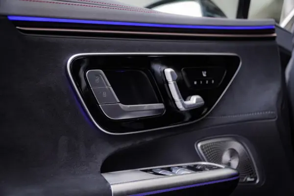 Mercedes-Benz EQE SUV 350+ AMG Line Premium 46