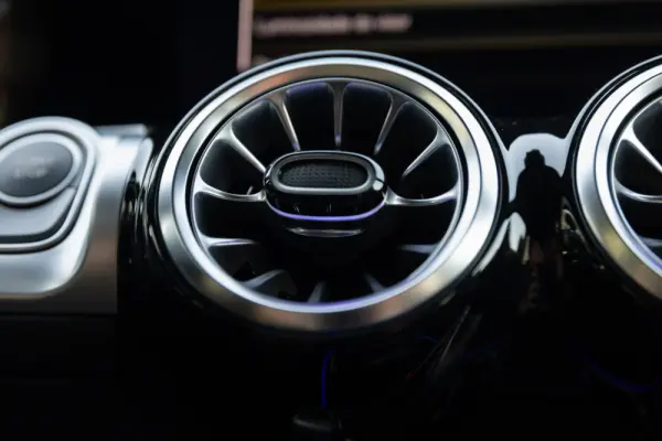 Mercedes-Benz EQB 300 4Matic AMG Line 59