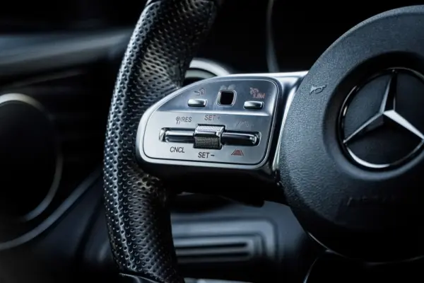 Mercedes-Benz GLC 300 de Coupe 4Matic 9G-TRONIC AMG Line 19
