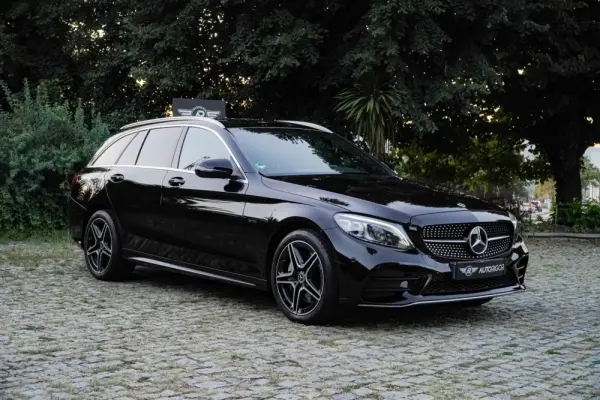 Mercedes-Benz C 300 Outro 9