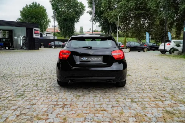 Mercedes-Benz A 160 d Urban 5