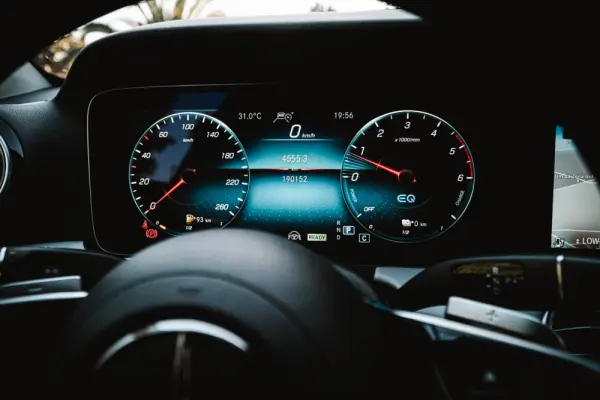 Mercedes-Benz E 300 17