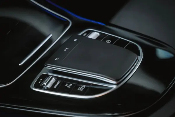 Mercedes-Benz E 300 37