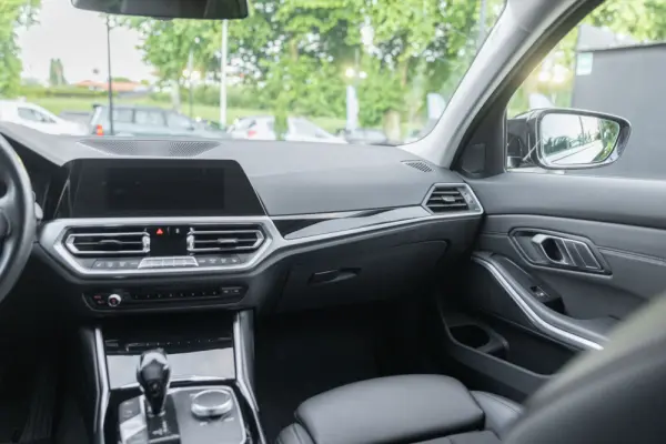 BMW 320 PACK M - LOOK M3 17