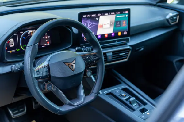 Cupra Formentor 1.4 e-Hybrid DSG VZ 13