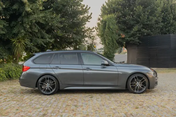 BMW 318 Touring Pack M 6