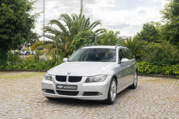 BMW 318 D Edition Sport 2