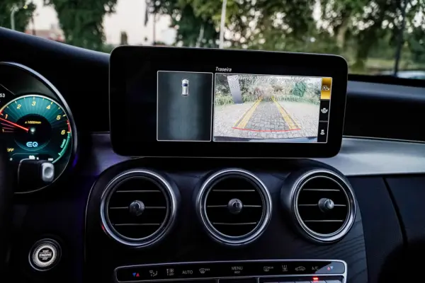 Mercedes-Benz C 300 Outro 41