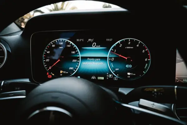Mercedes-Benz E 300 22