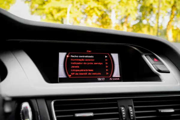Audi A4 2.0 TDI 23