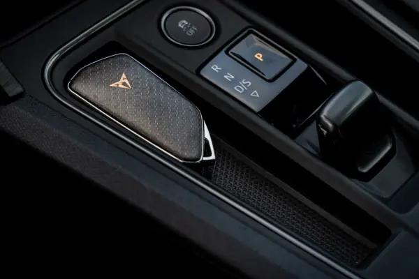 Cupra Formentor VZ 1.4 e-Hybrid DSG 23