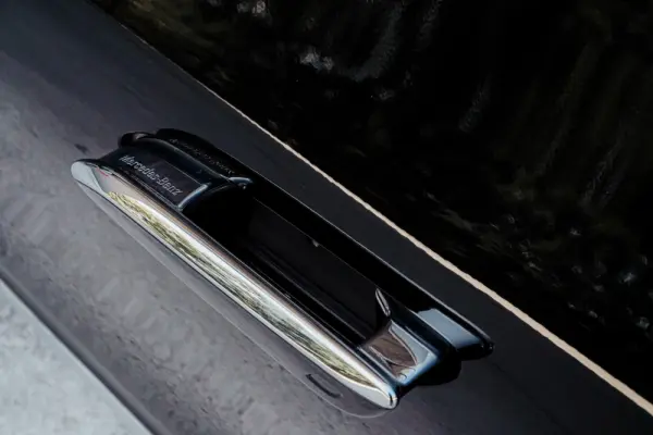 Mercedes-Benz EQE SUV 350+ AMG Line Premium 12
