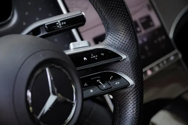 Mercedes-Benz EQE SUV 350+ AMG Line Premium 19