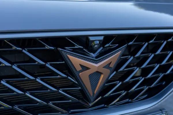 Cupra Formentor 1.4 e-Hybrid DSG VZ 11