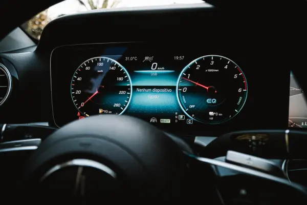 Mercedes-Benz E 300 19