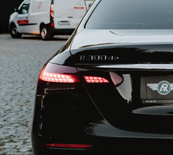 Mercedes-Benz E 300 10