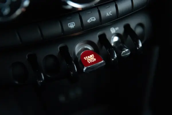 MINI 3 Portas One 26