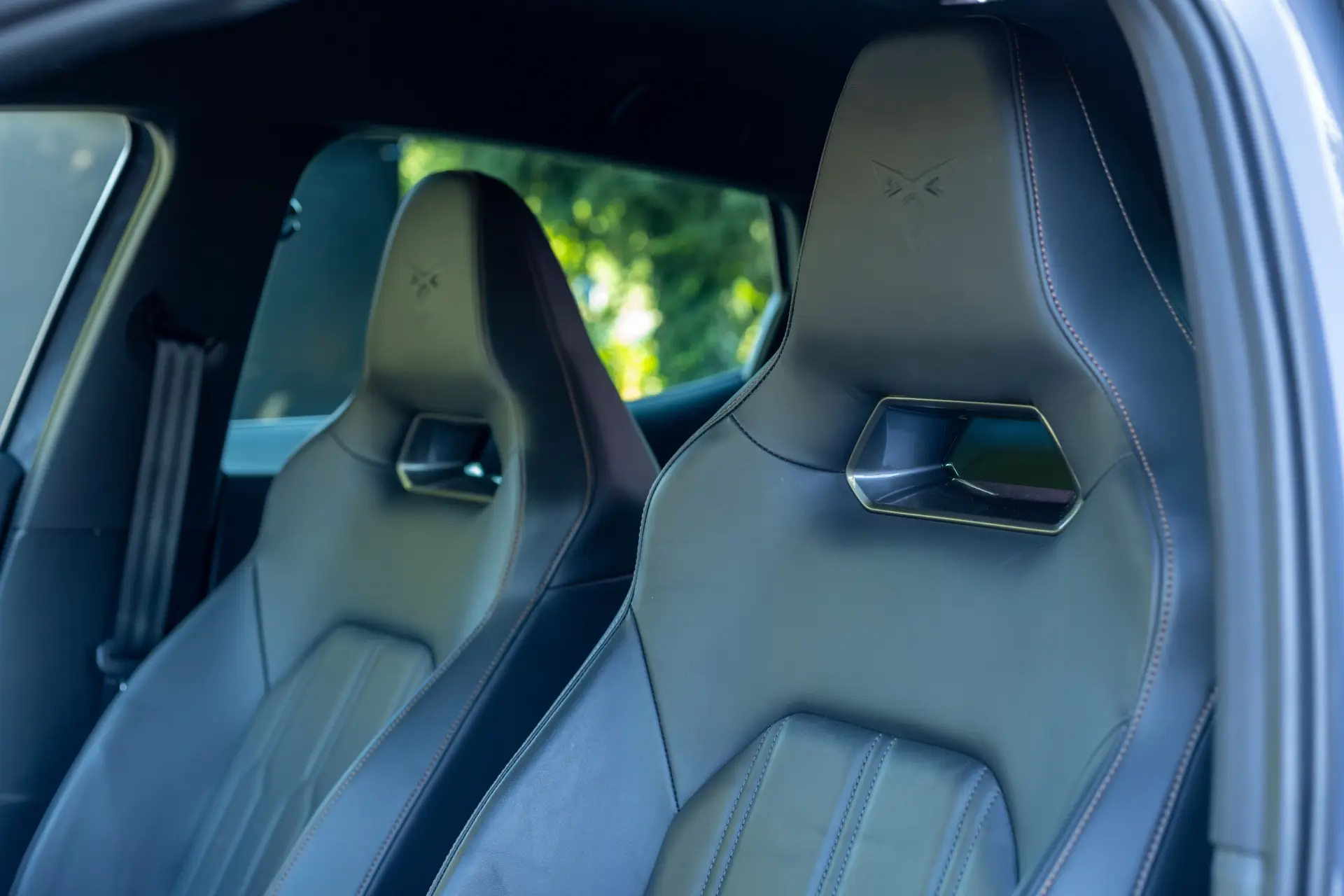 Cupra Formentor 1.4 e-Hybrid DSG VZ 36
