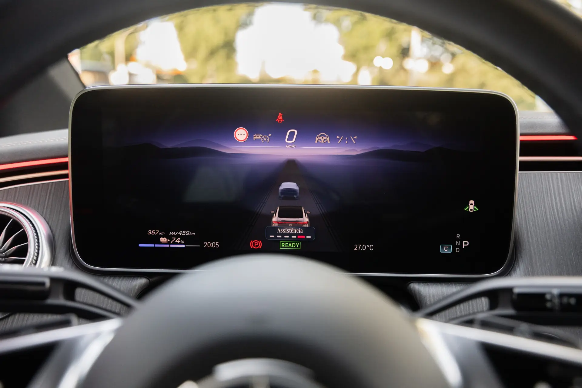 Mercedes-Benz EQE 300 Electric Art 25