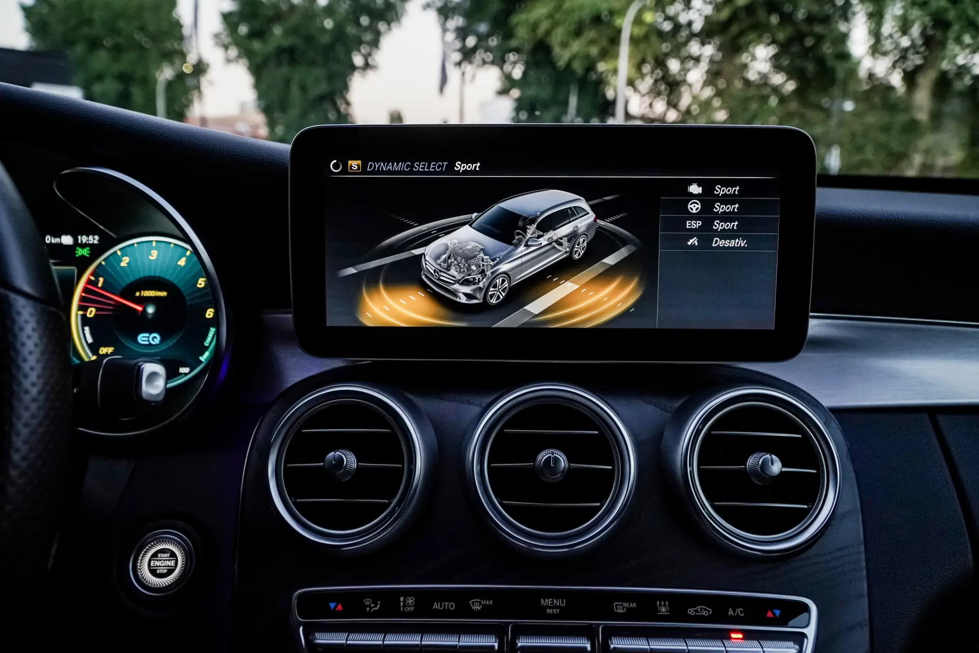 Mercedes-Benz C 300 Outro 37